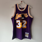 Load image into Gallery viewer, Los Angeles Lakers Earvin Magic Johnson Mitchell &amp; Ness jersey - Medium

