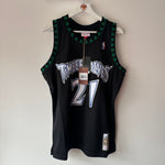 Load image into Gallery viewer, Minnesota Timberwolves Kevin Garnett Mitchell &amp; Ness jersey - XL
