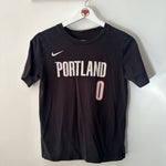 Ladda upp bild till gallerivisning, Portland Trailblazers Damien Lillard Nike T - shirt  - Youth Medium
