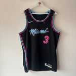 Load image into Gallery viewer, Miami Heat Dwayne Wade Nike jersey - Large
