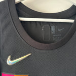 Load image into Gallery viewer, Miami Heat Jimmy Butler Nike jersey - Medium
