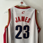 Load image into Gallery viewer, Cleveland Cavaliers Lebron James Champion jersey - Medium
