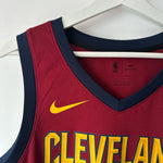 Load image into Gallery viewer, Cleveland Cavliers LeBron James Nike jersey - Large
