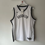 Ladda upp bild till gallerivisning, Brooklyn Nets Nike Youth jersey - Youth XL
