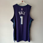 Charger l'image dans la galerie, Charlotte Hornets Lamelo Ball Jordan jersey - XL
