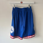Afbeelding in Gallery-weergave laden, Philadelphia 76ers Micthell &amp; Ness shorts - Youth Medium
