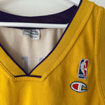 Load image into Gallery viewer, Los Angeles Lakers Shaquille O’Neal Champion jersey - XL
