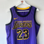 Load image into Gallery viewer, Los Angeles Lakers Lebron James Nike jersey - Large
