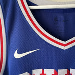Cargar imagen en el visor de la galería, Philadelphia 76ers Joel Embiid Nike jersey - XL
