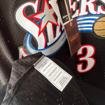 Load image into Gallery viewer, Philadelphia 76ers Allen Iverson Mitchell &amp; Ness jersey - Large
