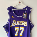 Load image into Gallery viewer, Los Angeles Lakers Luka Doncic Jordan jersey - XL
