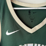 Load image into Gallery viewer, Milwaukee Bucks Giannis Antetokounmpo Nike jersey - Large
