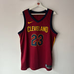 Load image into Gallery viewer, Cleveland Cavliers LeBron James Nike jersey - Large
