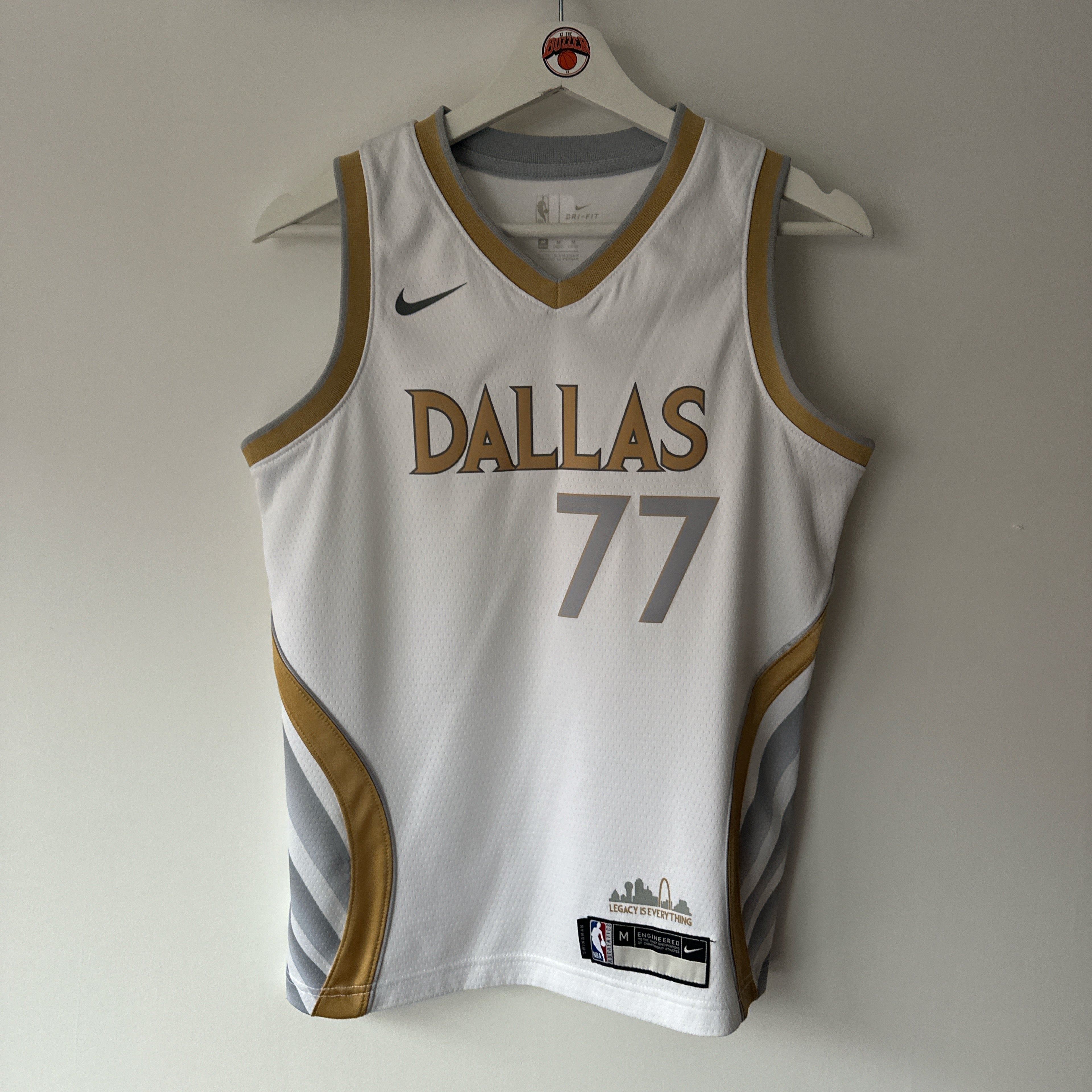 Dallas Mavericks Luka Doncic Nike jersey - Youth Medium