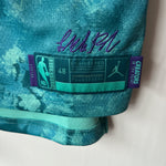 Charger l'image dans la galerie, Charlotte Hornets Lamelo Ball Jordan jersey - Large
