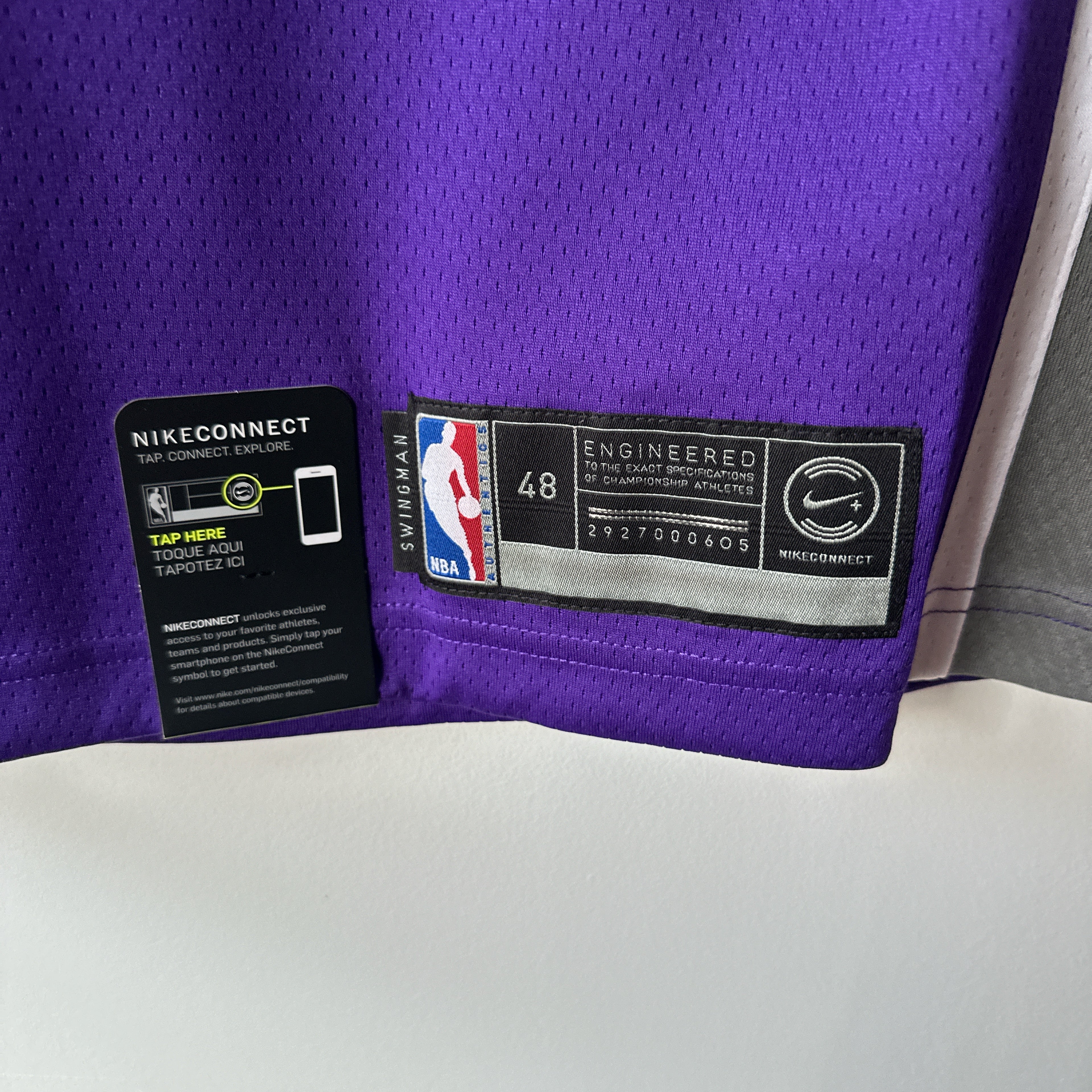 Sacramento Kings Buddy Hield Nike jersey - Large