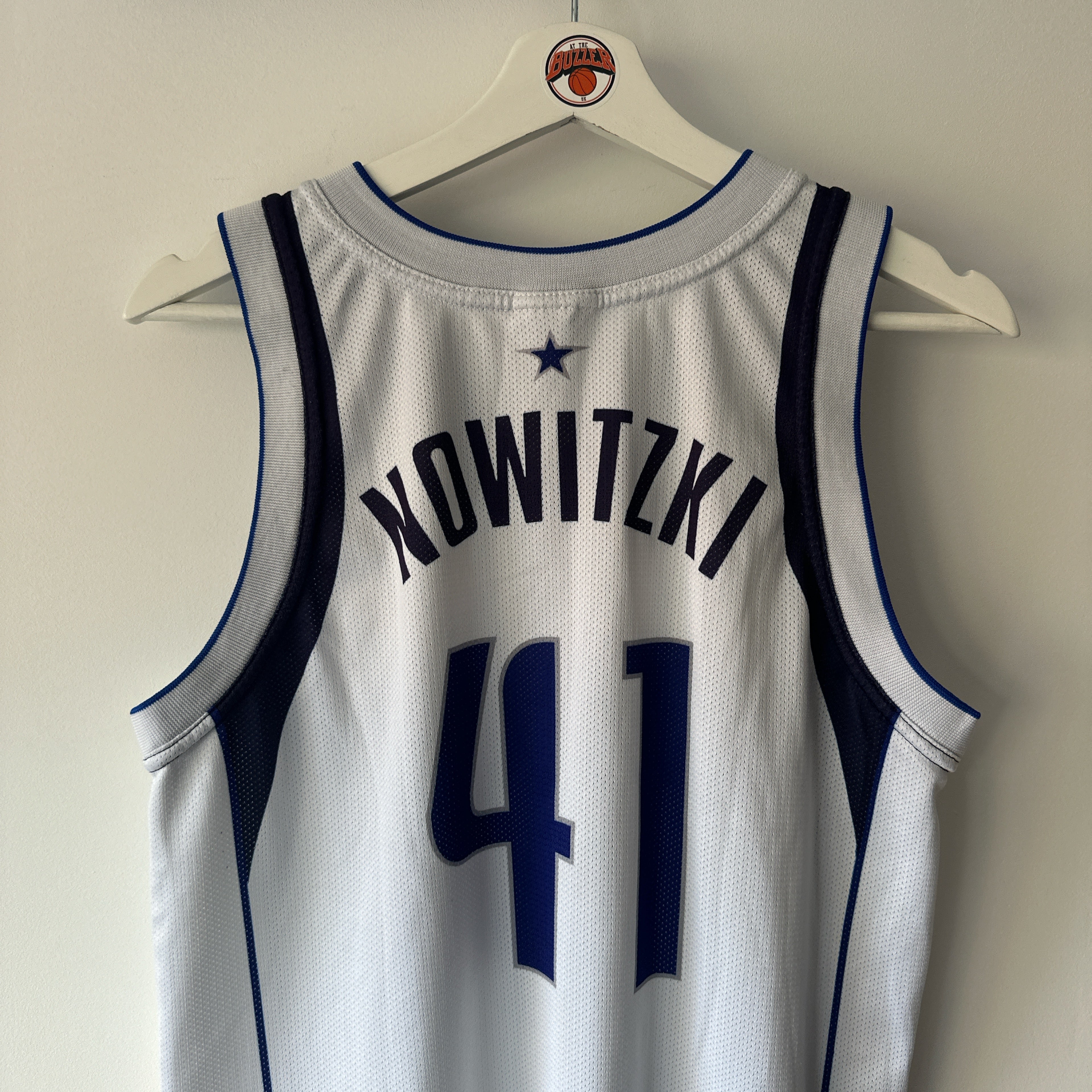 Dallas Mavericks Dirk Nowitzki Champion jersey - Small