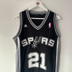 Afbeelding in Gallery-weergave laden, San Antonio Spurs Tim Duncan Adidas jersey - Small (Fits Medium)
