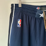Charger l'image dans la galerie, Dallas Mavericks Jordan shorts - Large

