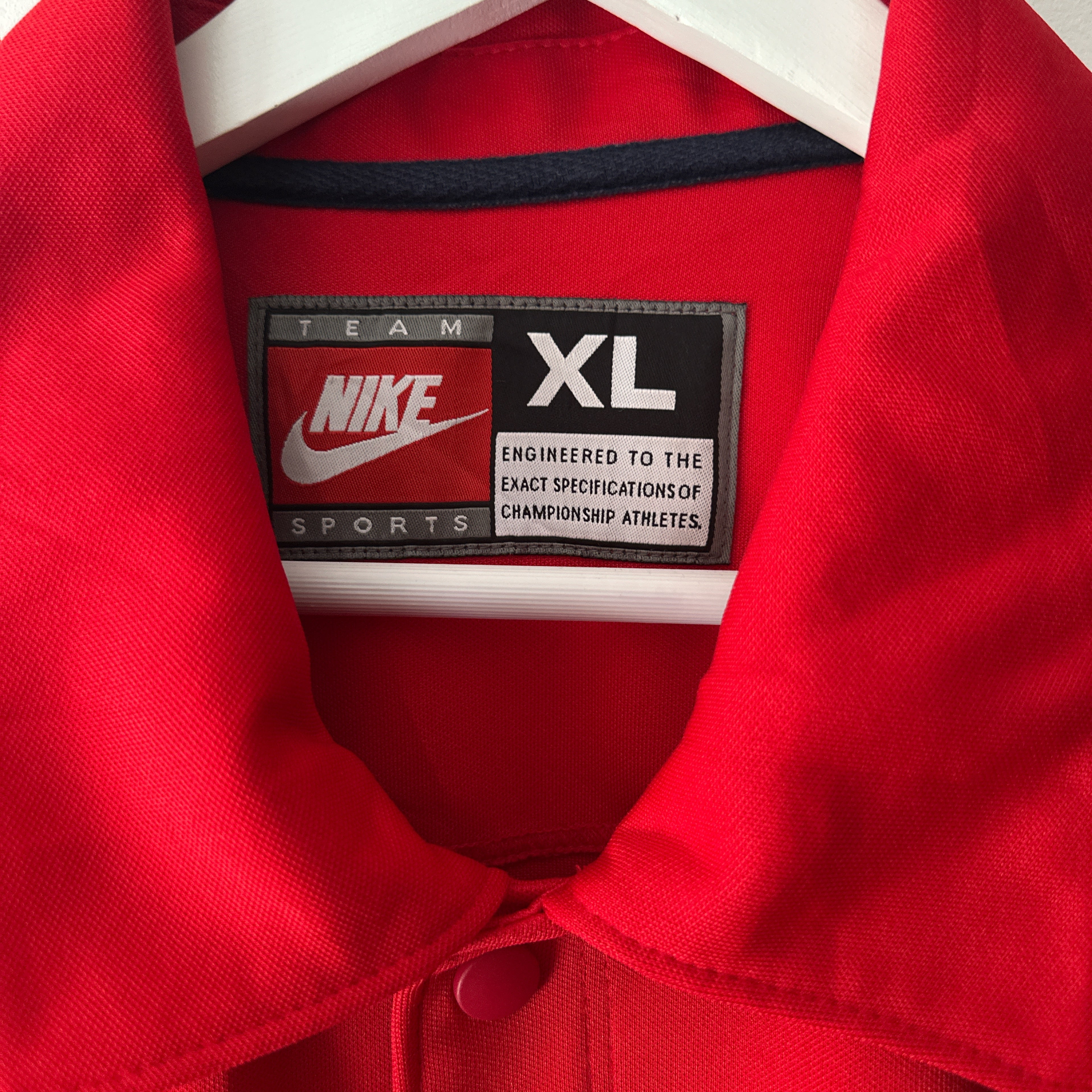 New Jersey Nets Nike shooting shirt - XL (Fits XXL)