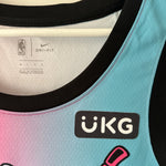 Load image into Gallery viewer, Miami Heat Jimmy Butler Nike jersey - Large
