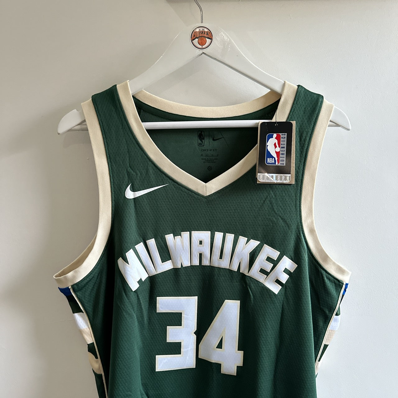 Milwaukee Bucks Giannis Antetokounmpo Nike swingman  jersey - Large