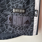 Carregar imagem no visualizador da galeria, New Orleans Pelicans Anthony Davis Adidas jersey - Large
