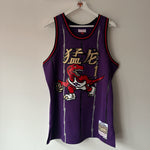 Cargar imagen en el visor de la galería, Toronto Raptors Tracy Mcgrady Mitchell &amp; Ness jersey - Large
