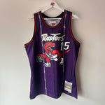 Load image into Gallery viewer, Toronto Raptors Vince Carter Mitchell &amp; Ness jersey - XL
