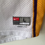 Load image into Gallery viewer, Los Angeles Lakers Kobe Bryant Nike jersey - Youth Large
