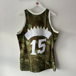 Lade das Bild in den Galerie-Viewer, Toronto Raptors Vince Carter Mitchell &amp; Ness jersey - Large
