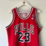 Φόρτωση εικόνας στο εργαλείο προβολής Συλλογής, Chicago Bulls Michael Jordan Champion jersey - Large
