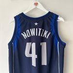 Charger l'image dans la galerie, Dallas Mavericks Dirk Nowitzki Champion jersey - Large
