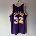Indlæs billede til gallerivisning Los Angeles Lakers Earvin Magic Johnson Mitchell &amp; Ness jersey - Large
