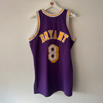 Load image into Gallery viewer, Los Angeles Lakers Kobe Bryant Mitchell &amp; Ness authentic jersey - Medium
