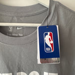 Cargar imagen en el visor de la galería, San Antonio Spurs Nike T - shirt - XL
