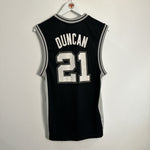 Lade das Bild in den Galerie-Viewer, San Antonio Spurs Tim Duncan Adidas jersey - Small
