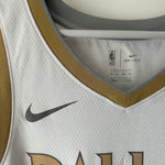 Load image into Gallery viewer, Dallas Mavericks Luka Doncic Nike jersey - XL
