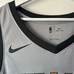 Afbeelding in Gallery-weergave laden, Cleveland Cavaliers LeBron James Nike jersey - Large
