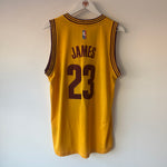 Afbeelding in Gallery-weergave laden, Cleveland Cavaliers LeBron James Adidas jersey - Medium
