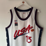 Cargar imagen en el visor de la galería, Team USA Shaquille O’Neal Champion jersey - XL
