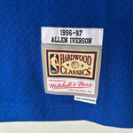 Load image into Gallery viewer, Philadelphia 76ers Allen Iverson Mitchell &amp; Ness jersey - Medium
