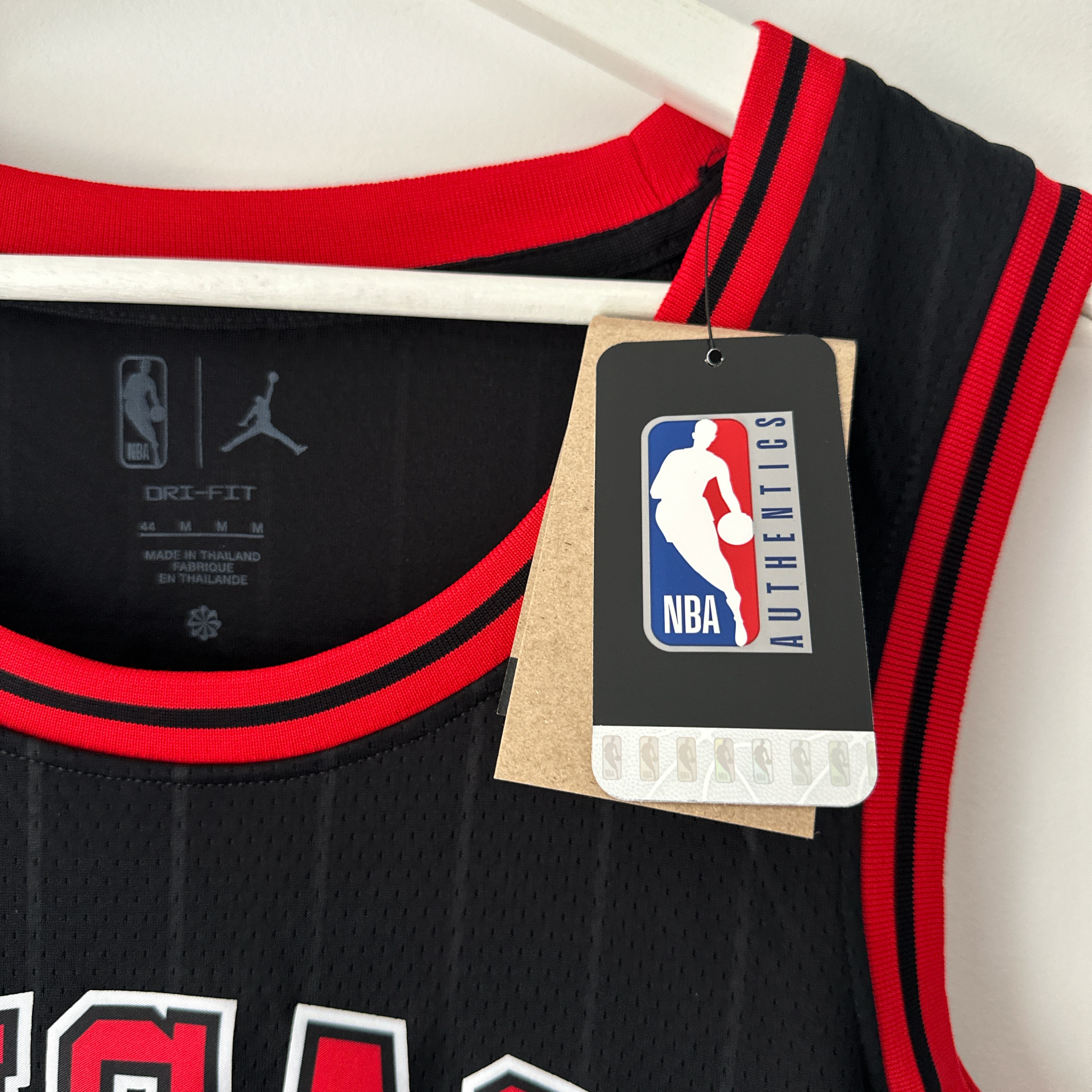 Chicago Bulls Demar Derozan Jordan jersey - Medium