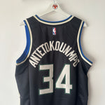 Ladda upp bild till gallerivisning, Milwaukee Bucks Giannis Antetokounmpo Jordan jersey - Large
