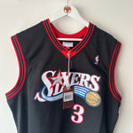 Load image into Gallery viewer, Philadelphia 76ers Allen Iverson Mitchell &amp; Ness jersey - Large
