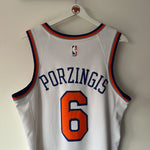 Load image into Gallery viewer, New York Knicks Kristapz Porzingis Nike jersey - Medium
