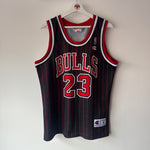 Indlæs billede til gallerivisning Chicago Bulls Michael Jordan Champion jersey - Medium
