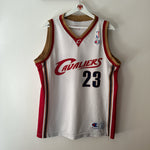 Load image into Gallery viewer, Cleveland Cavaliers Lebron James Champion jersey - Medium
