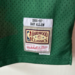 Load image into Gallery viewer, Milwaukee Bucks Ray Allen Mitchell &amp; Ness jersey - Large
