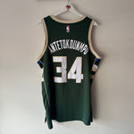 Load image into Gallery viewer, Milwaukee Bucks Giannis Antetokounmpo Nike jersey - Large
